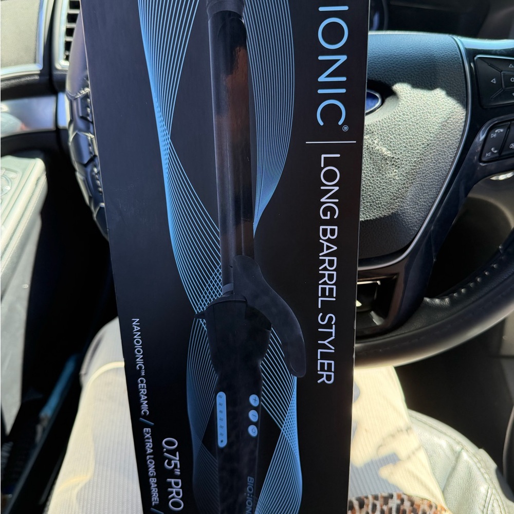 Bio Ionic Long Barrel Styler 0.75" Pro